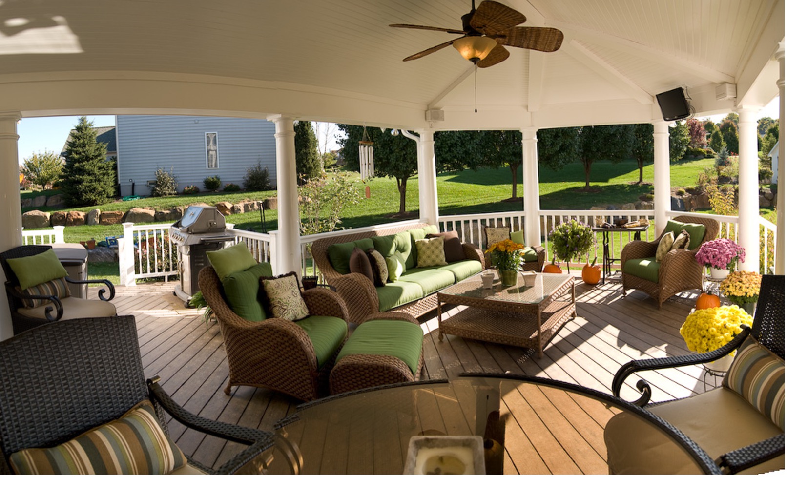 custom gazebo contractor